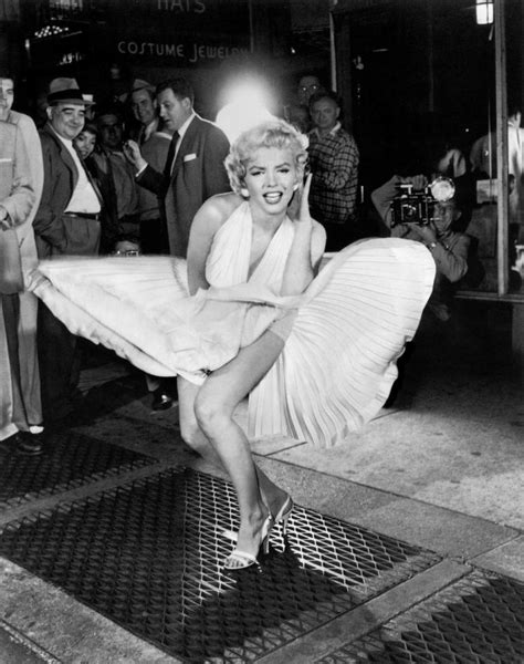 marilyn monroe kleid wind|The Iconic Moment: Story and Photos of Marilyn。